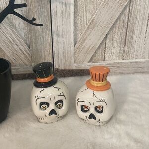 Transpac Halloween Skeleton Shakers